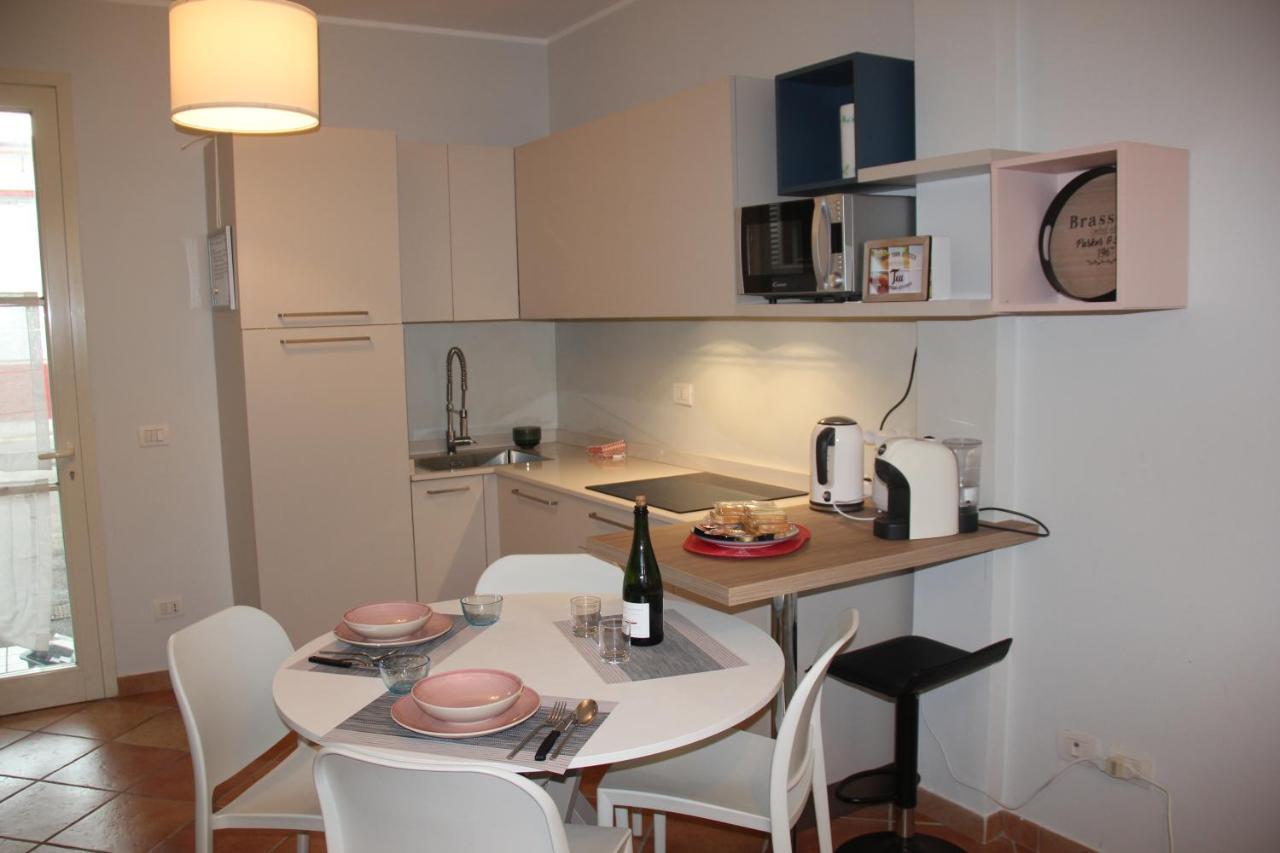 Casa Lucia Private Car Or Motorcycle Park Apartment Lucca Exterior photo